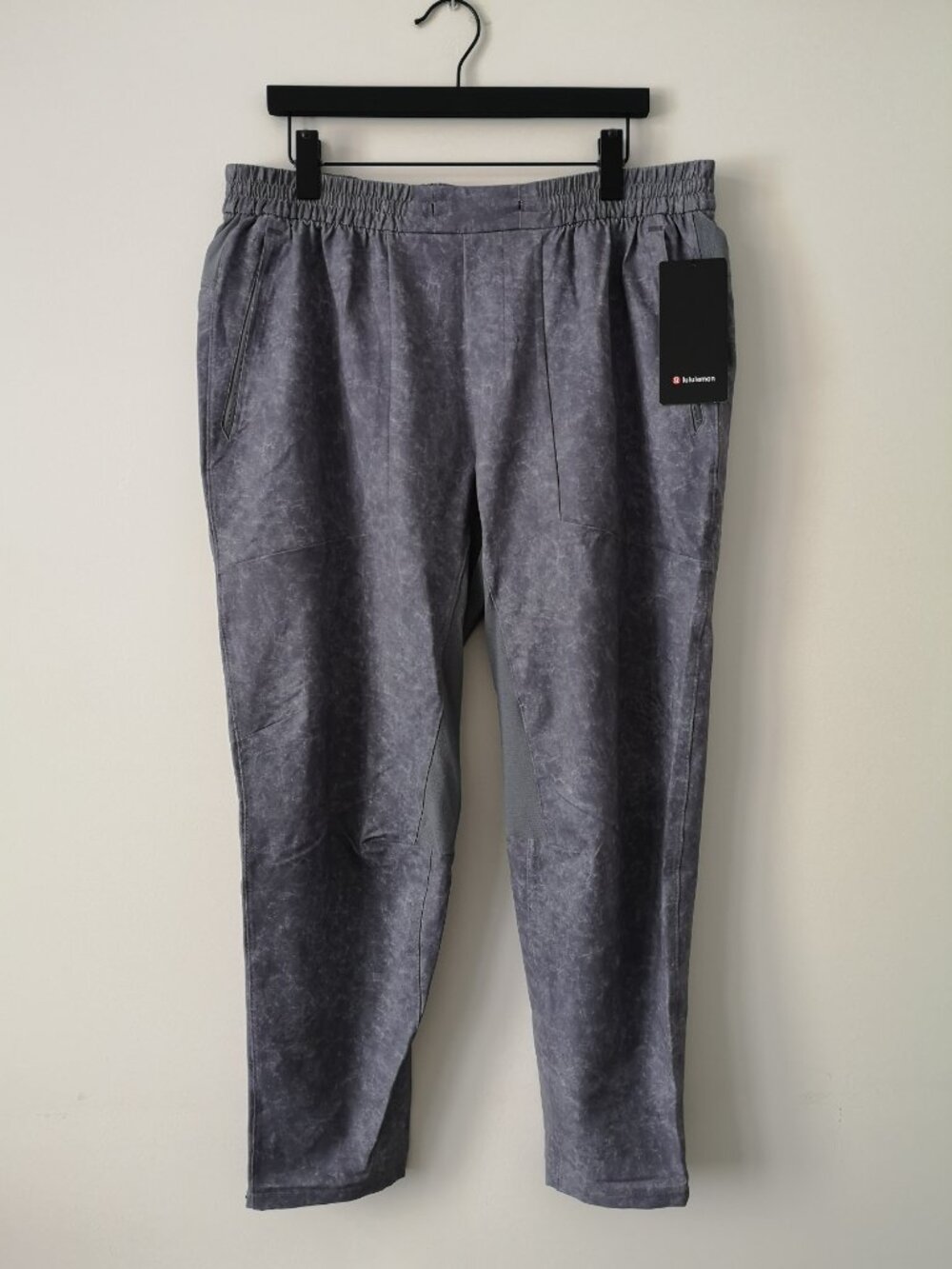 NWT LULULEMON GVAA Grey White License To Train Pants Men's XXL